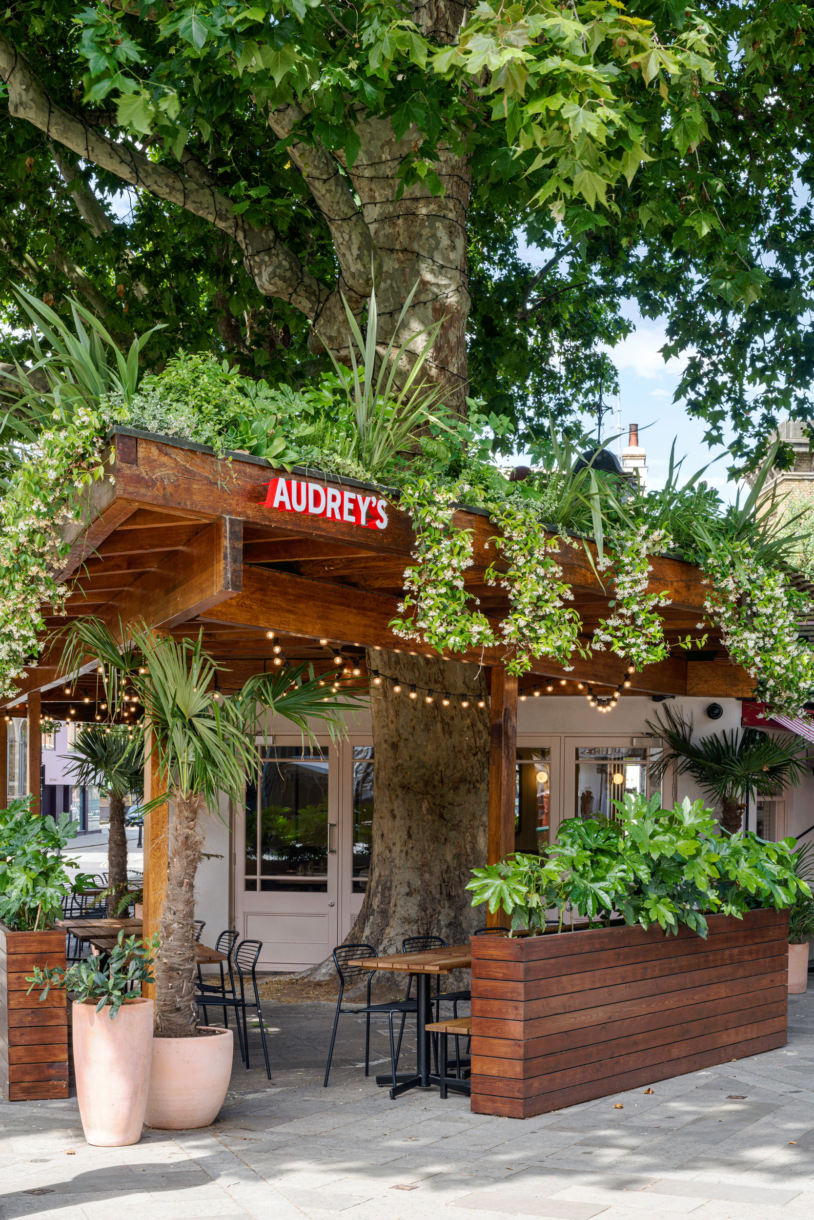 outside view of Audrey's Cafe & Bar Borough, London